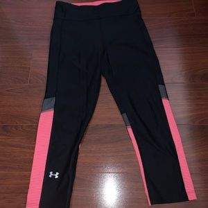 Under Armour High Rise Crop Leggings